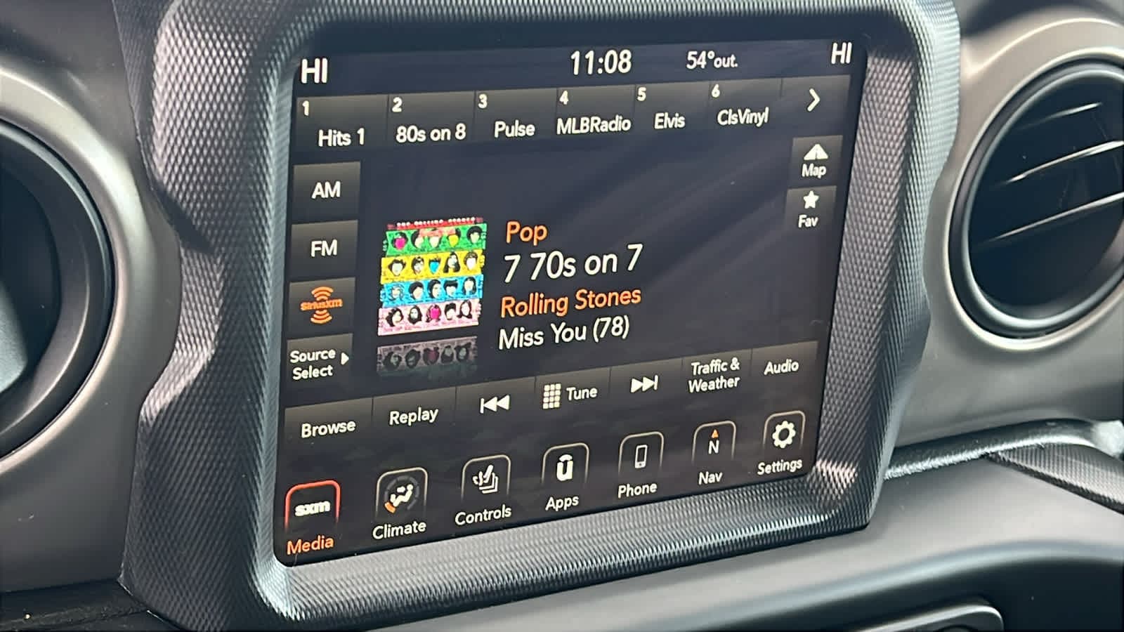 Thumbnail: 2021 Jeep Wrangler - 15