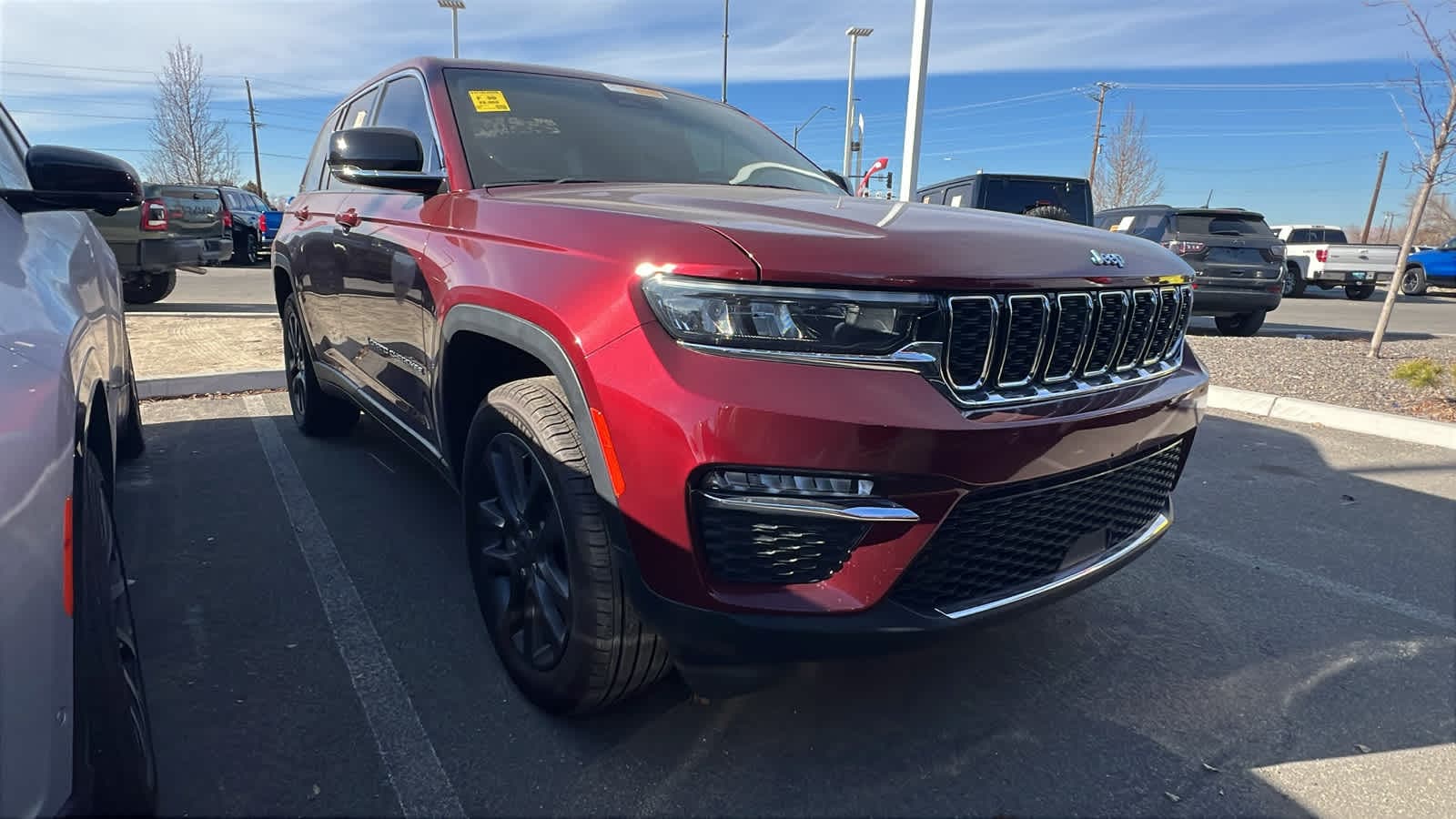 Thumbnail: 2023 Jeep Grand Cherokee - 3