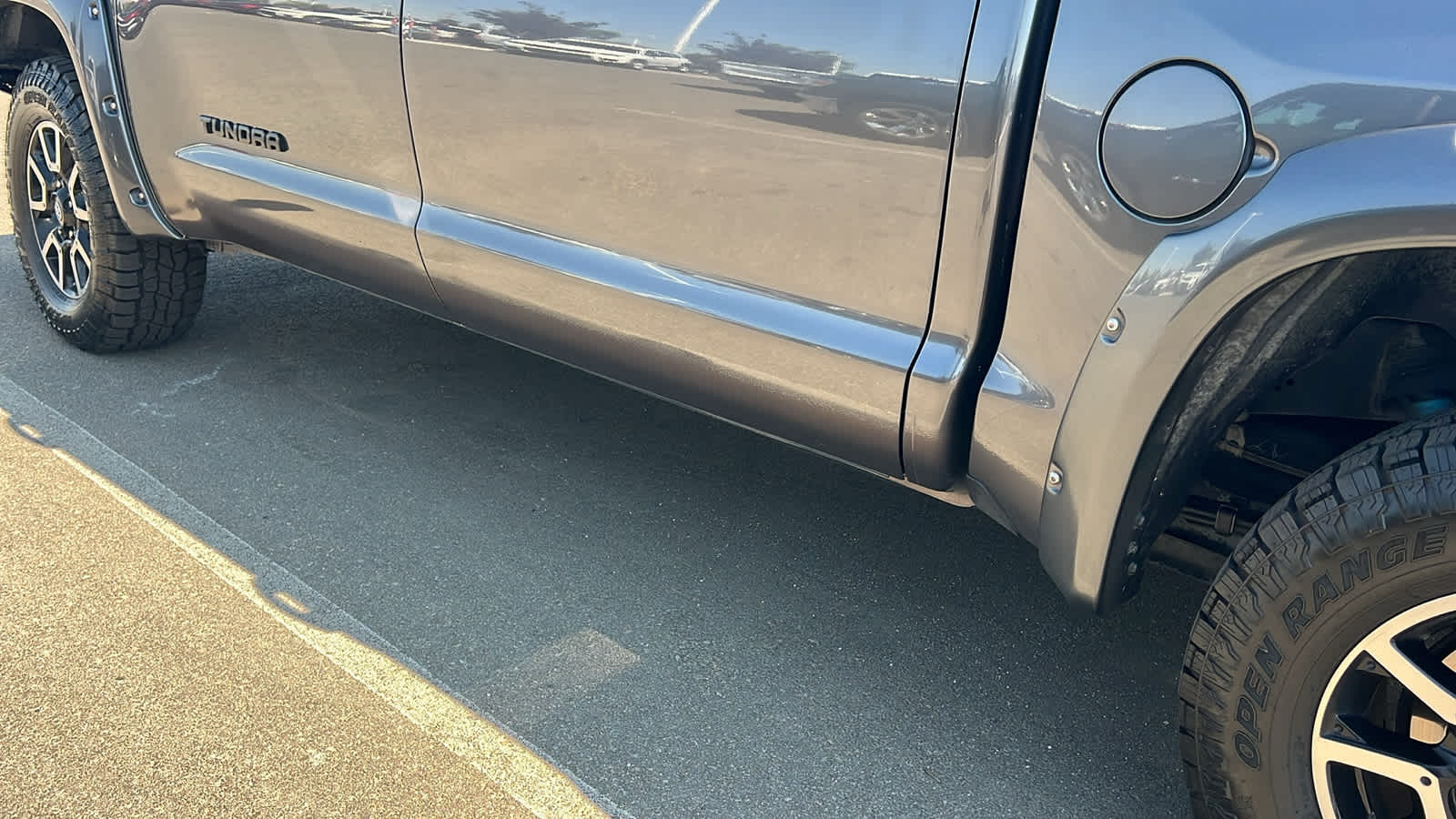 Thumbnail: 2017 Toyota Tundra - 10