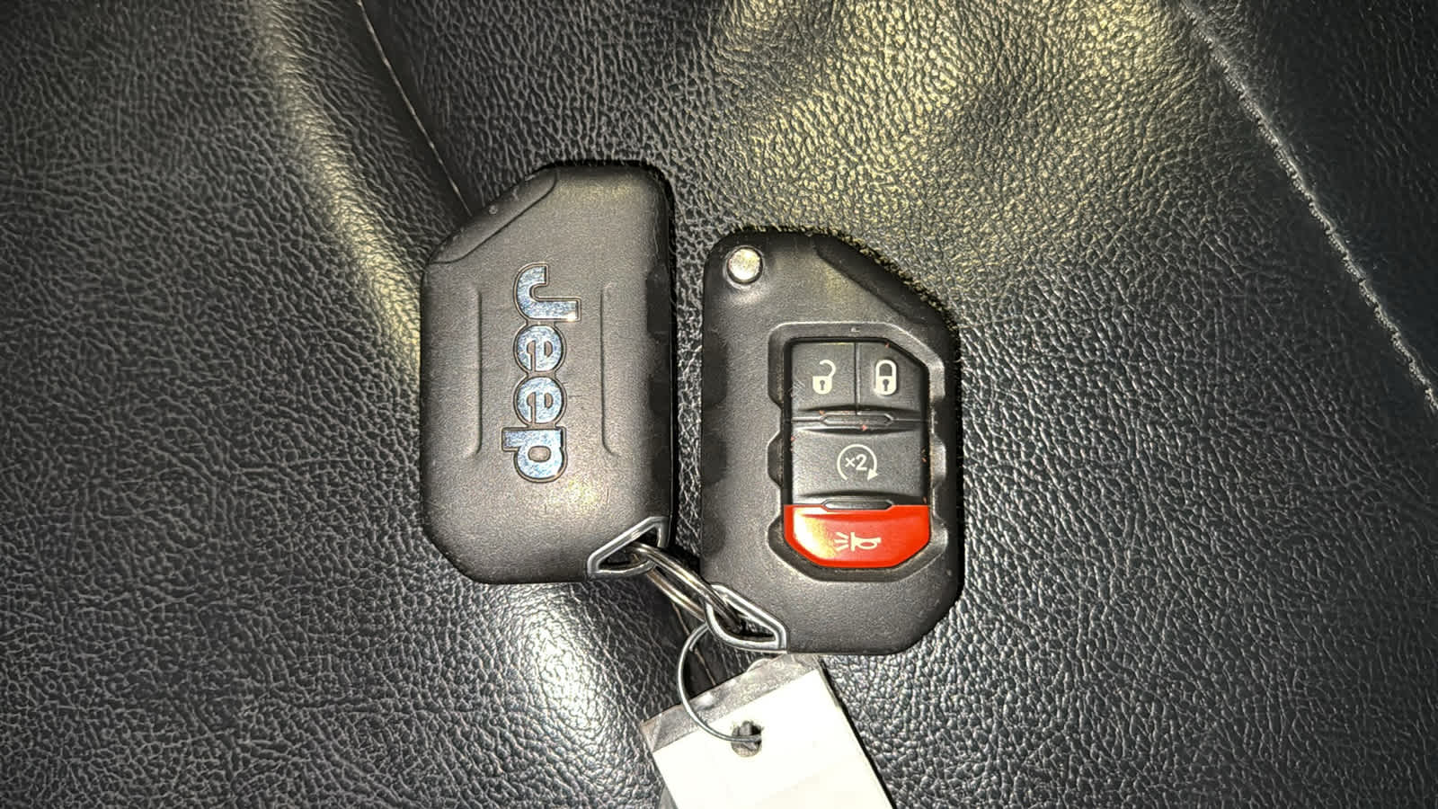 Thumbnail: 2019 Jeep Wrangler - 30