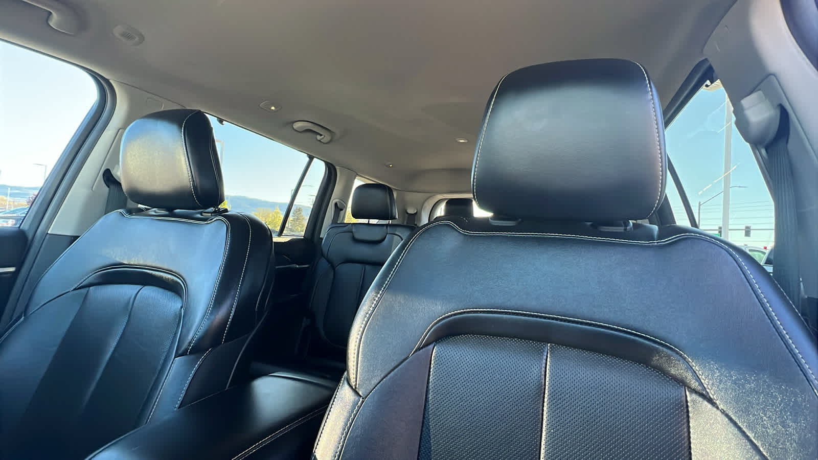 Thumbnail: 2023 Jeep Grand Cherokee - 11