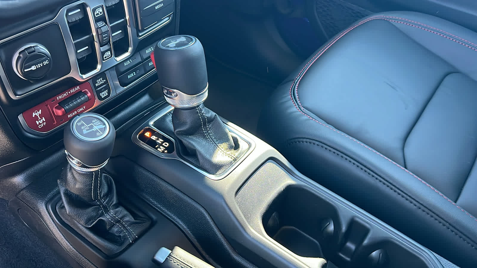 Thumbnail: 2026 Jeep Wrangler - 13