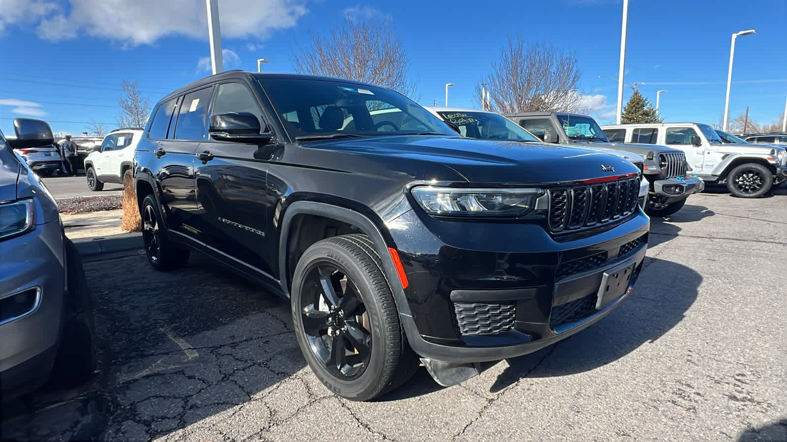 Thumbnail: 2023 Jeep Grand Cherokee - 3