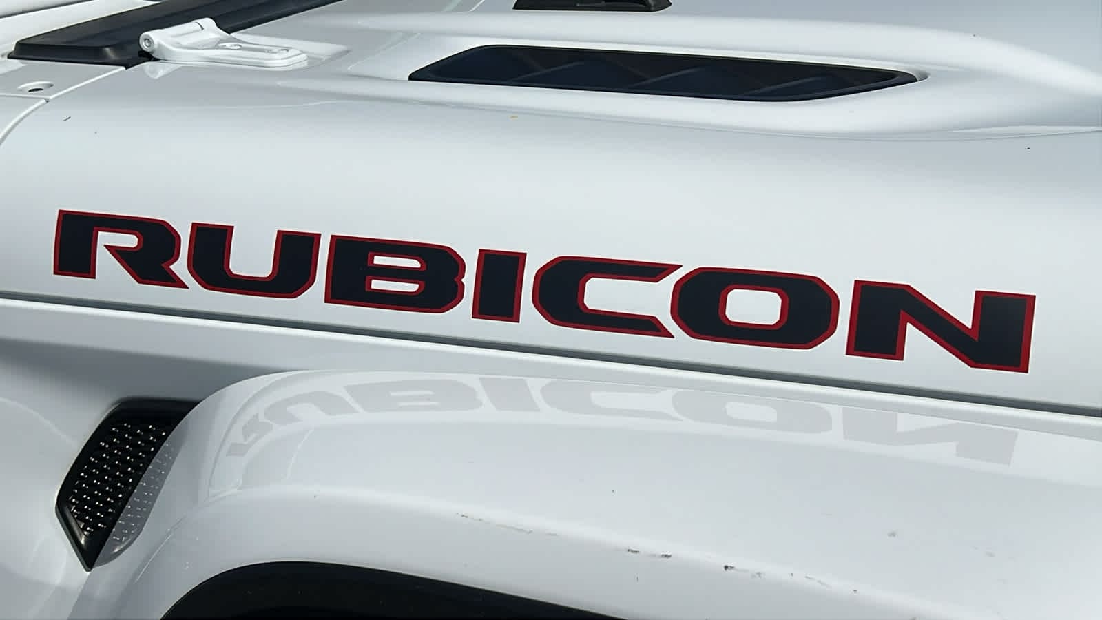Thumbnail: 2021 Jeep Gladiator - 4