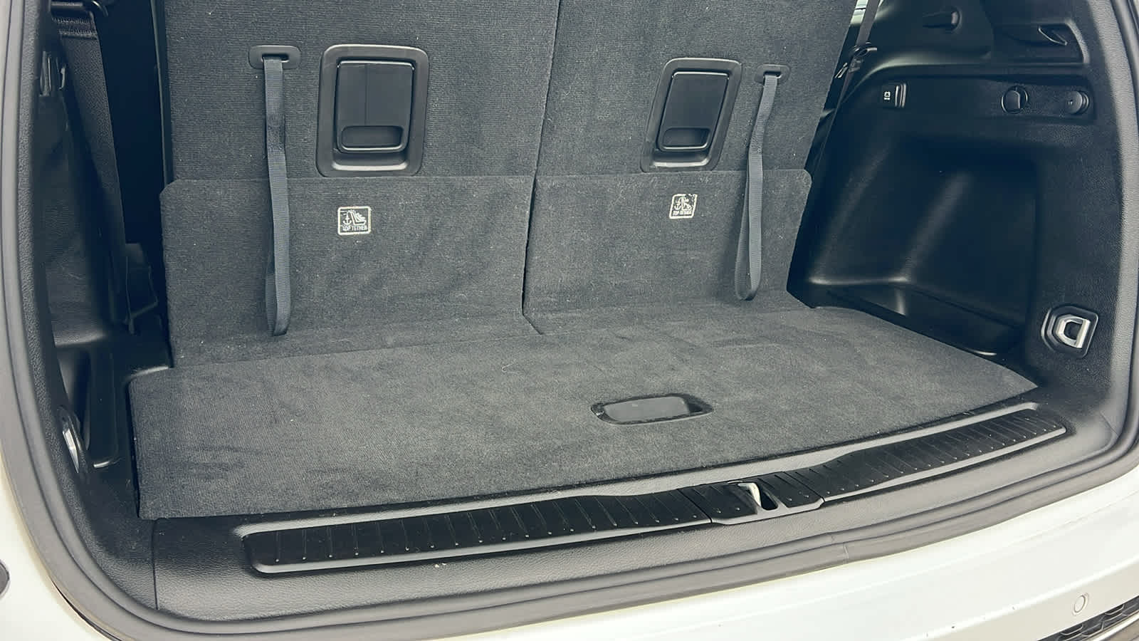 Thumbnail: 2022 Jeep Grand Cherokee - 27