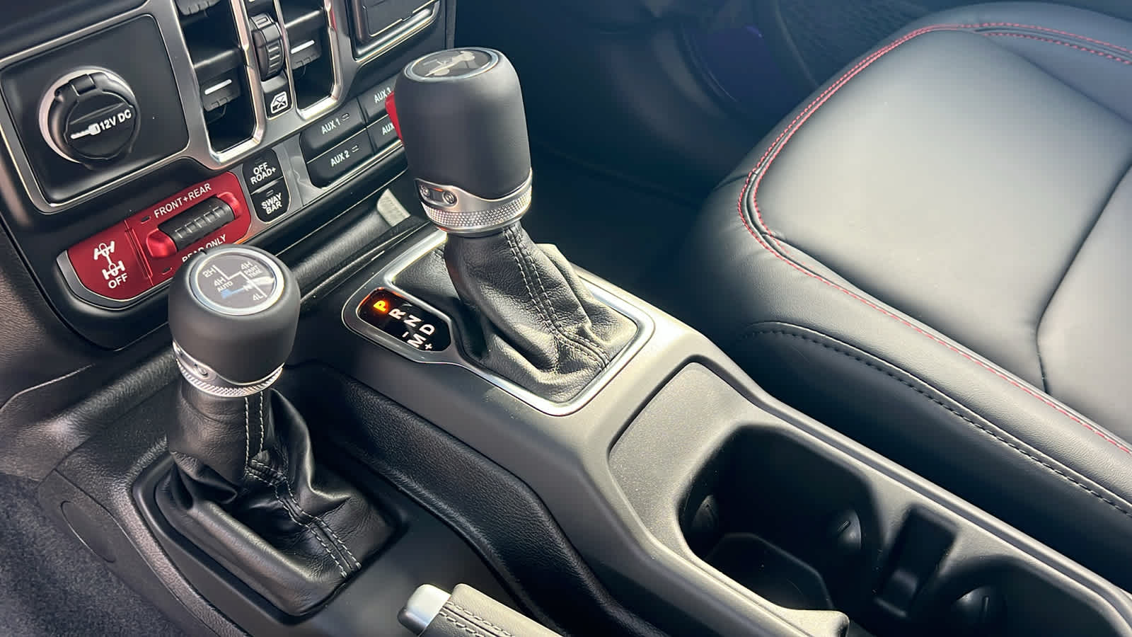 Thumbnail: 2026 Jeep Wrangler - 13