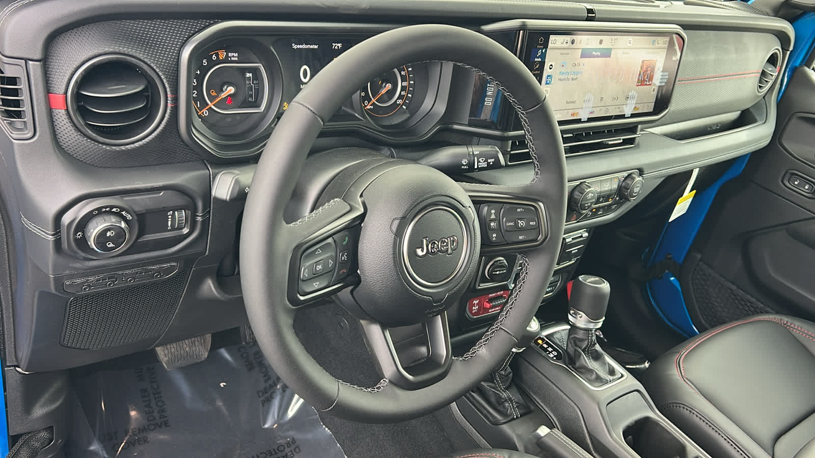 Thumbnail: 2026 Jeep Gladiator - 10