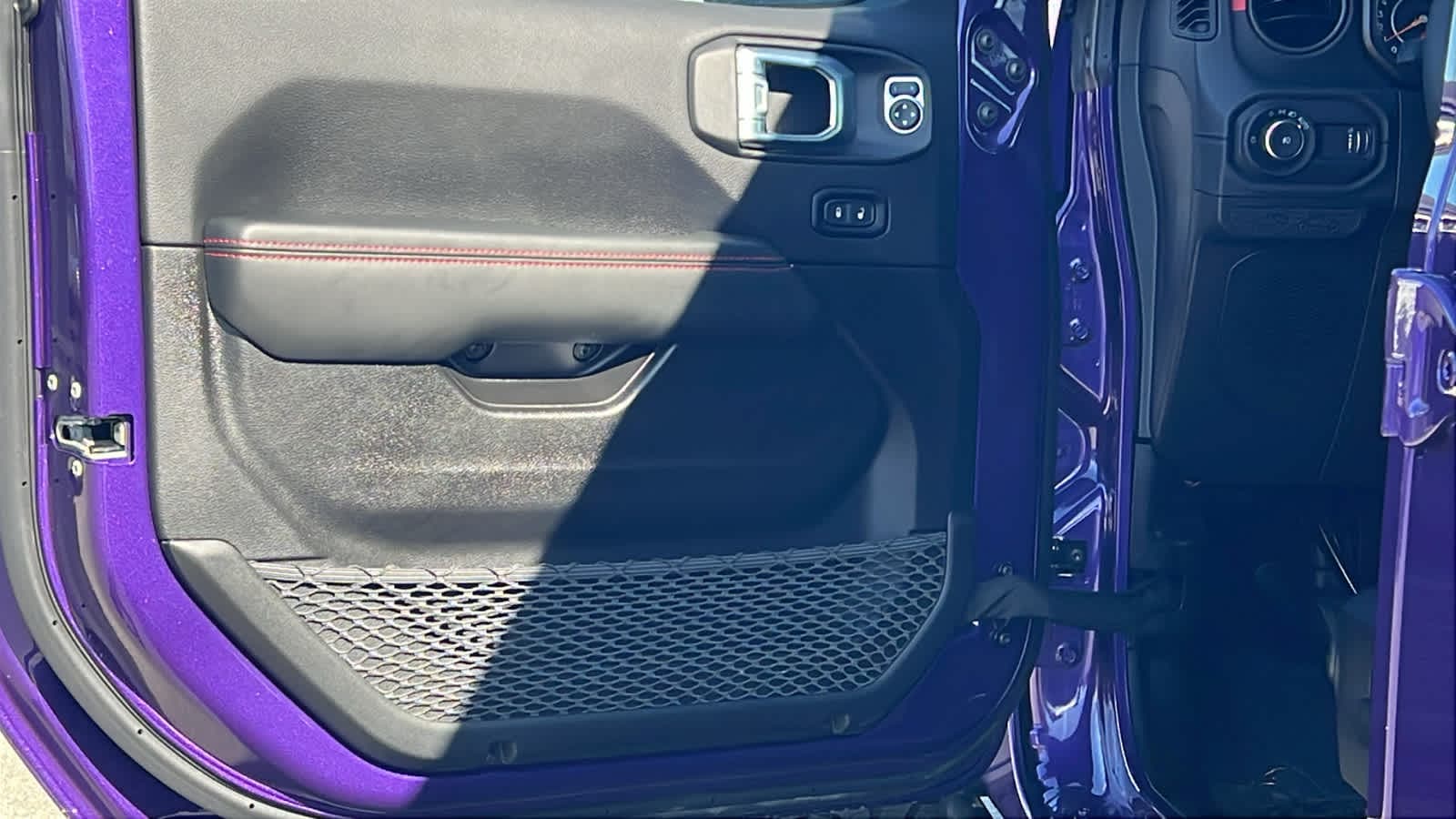 Thumbnail: 2026 Jeep Wrangler - 23