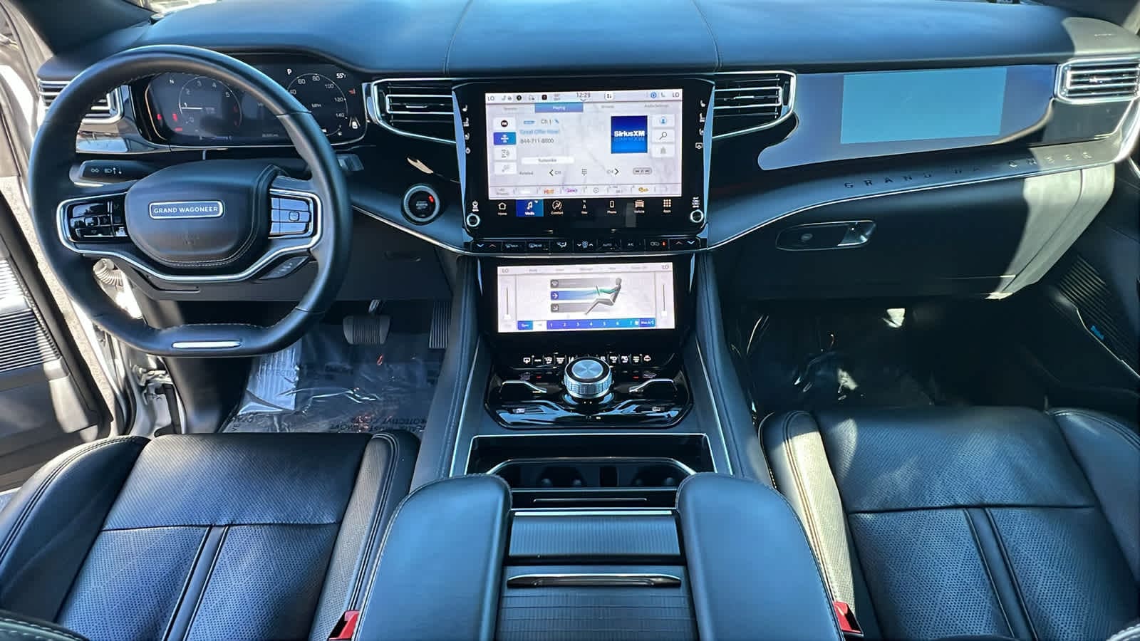 Thumbnail: 2024 Jeep Grand Wagoneer L - 26