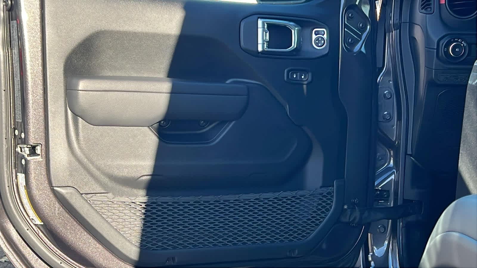 Thumbnail: 2026 Jeep Wrangler - 23