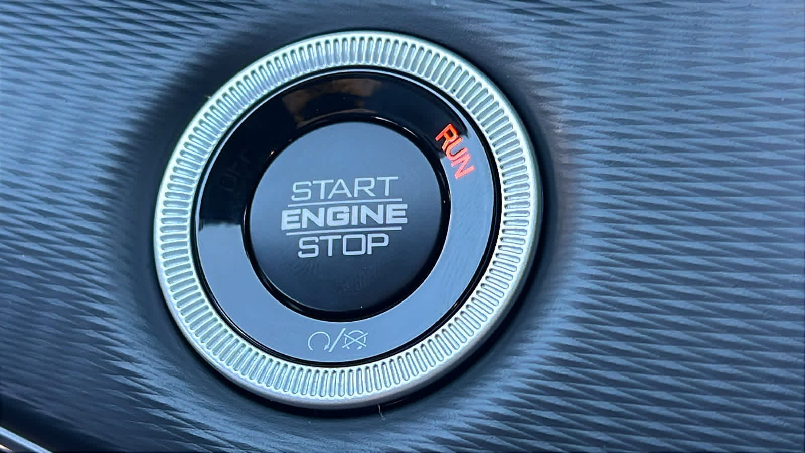 Thumbnail: 2025 Jeep Grand Cherokee - 17