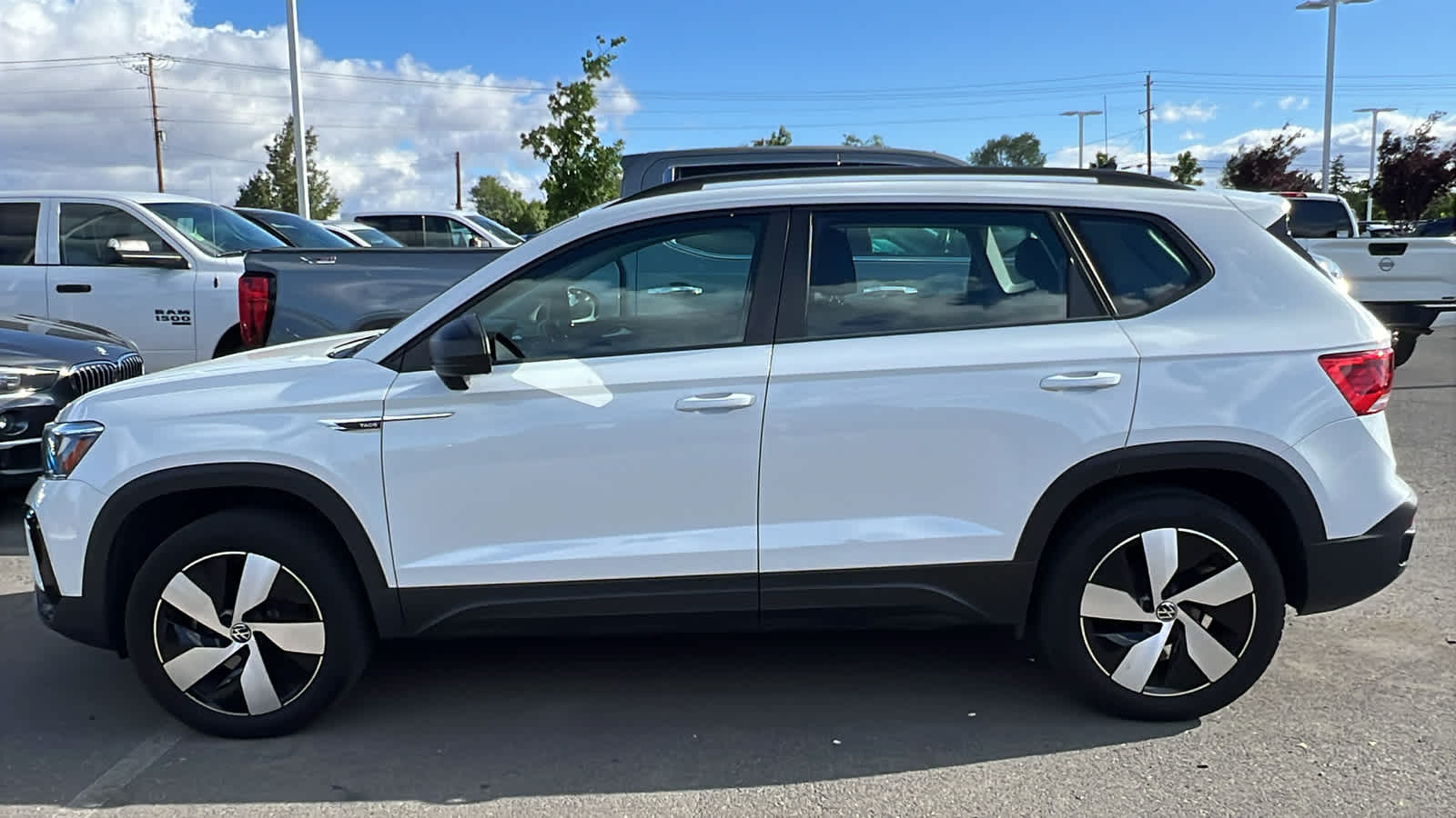 Thumbnail: 2024 Volkswagen Taos - 4