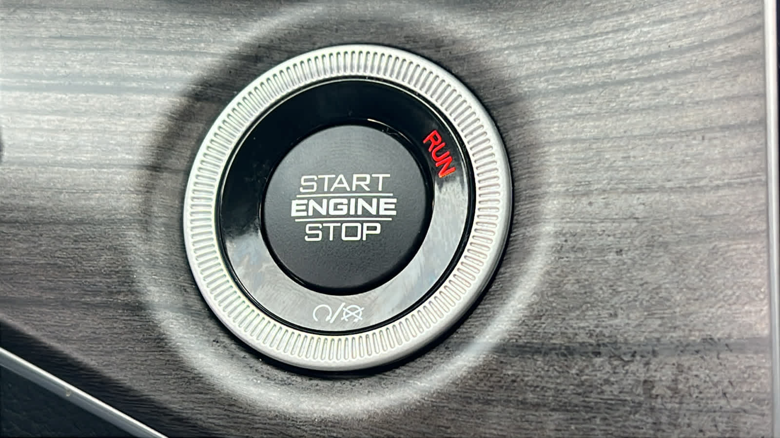 Thumbnail: 2023 Jeep Grand Cherokee - 17