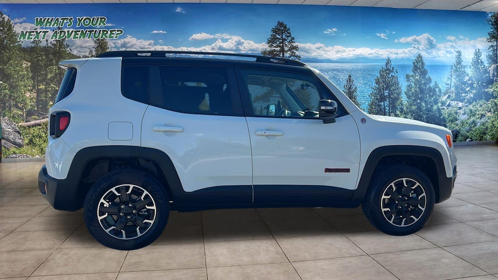 Used 2023 Jeep Renegade Trailhawk SUV