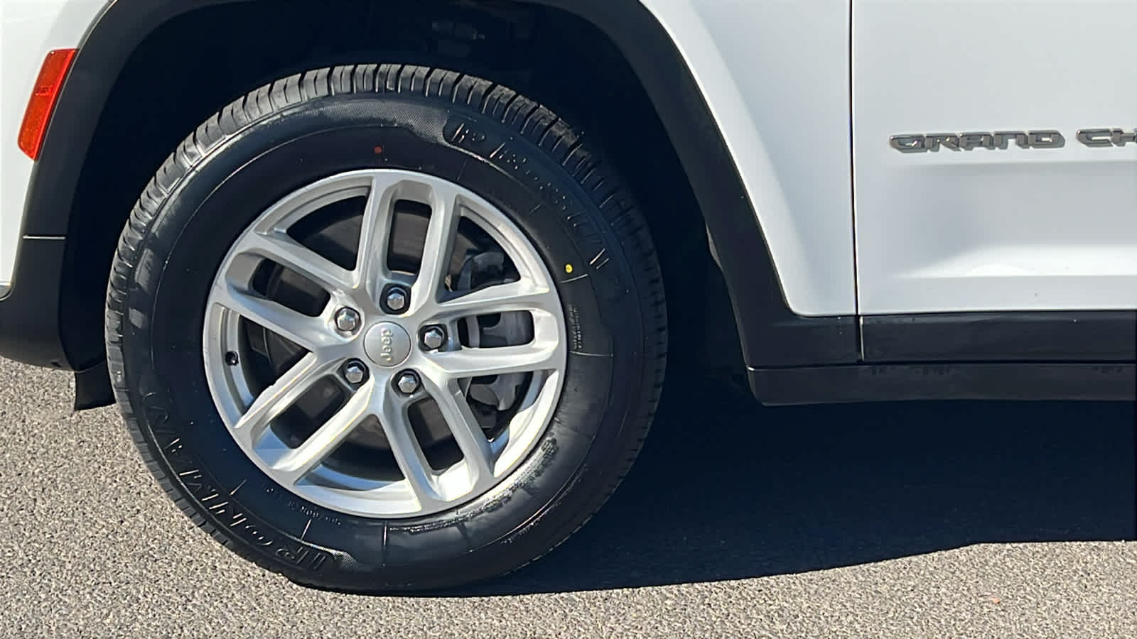 Thumbnail: 2021 Jeep Grand Cherokee L - 9