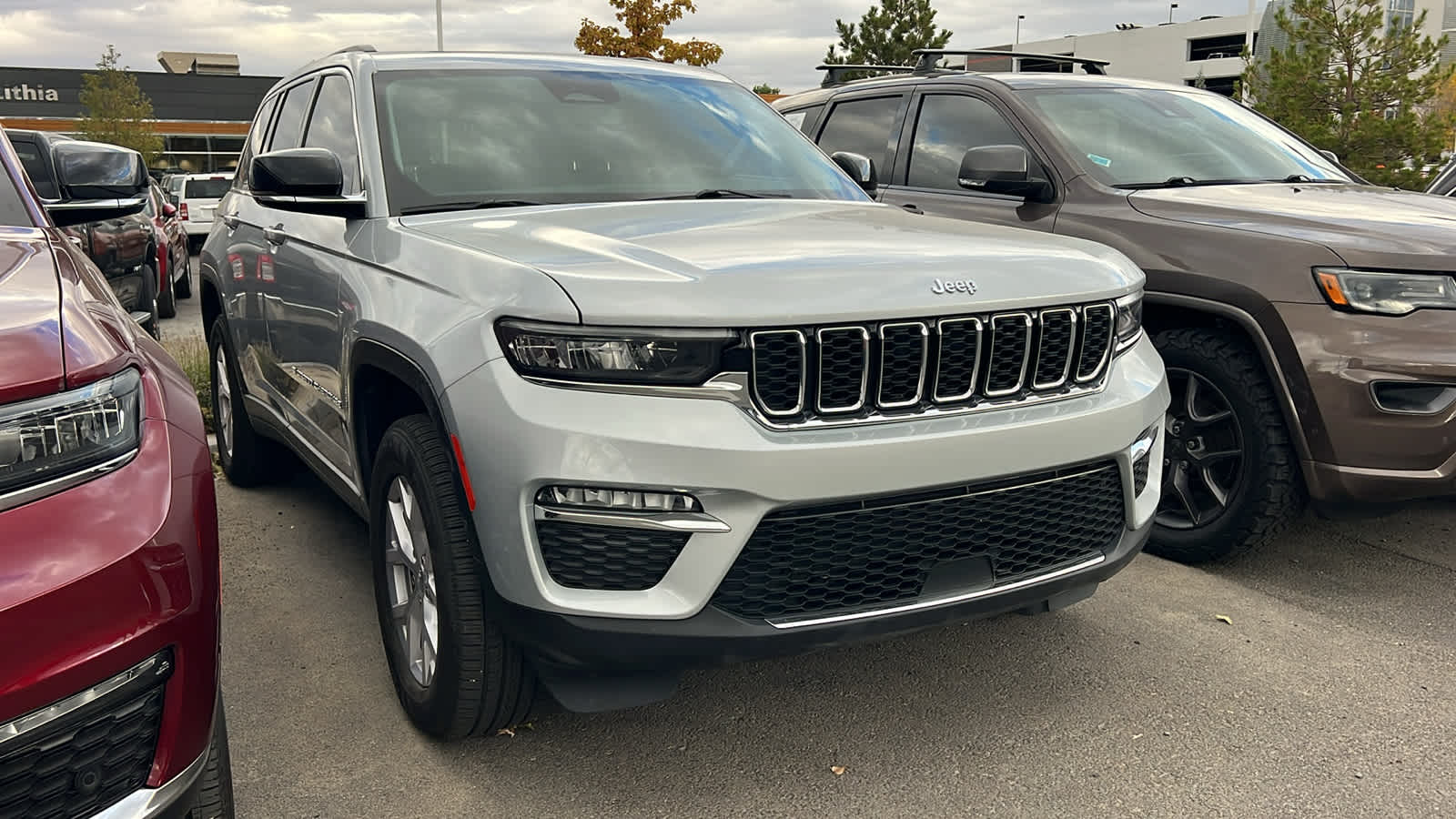 Used 2022 Jeep Grand Cherokee Limited SUV