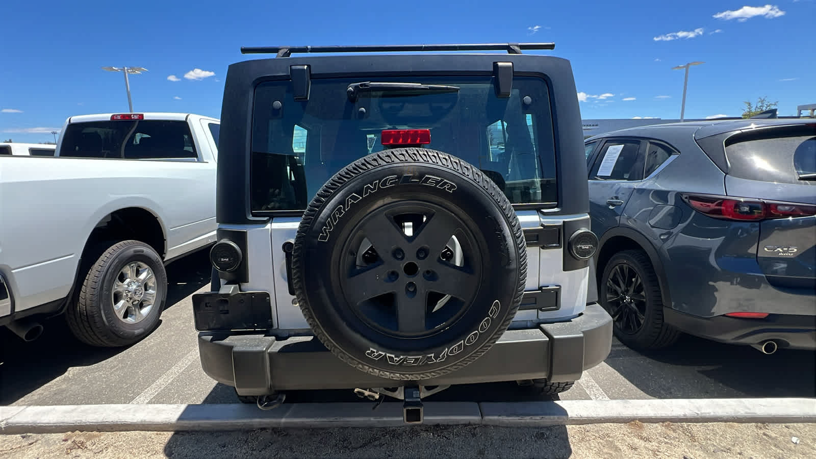 Thumbnail: 2012 Jeep Wrangler - 5