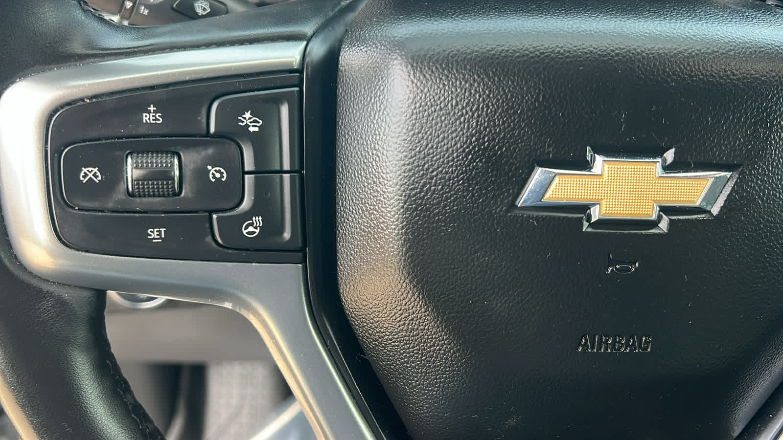 Thumbnail: 2024 Chevrolet Silverado 1500 - 19