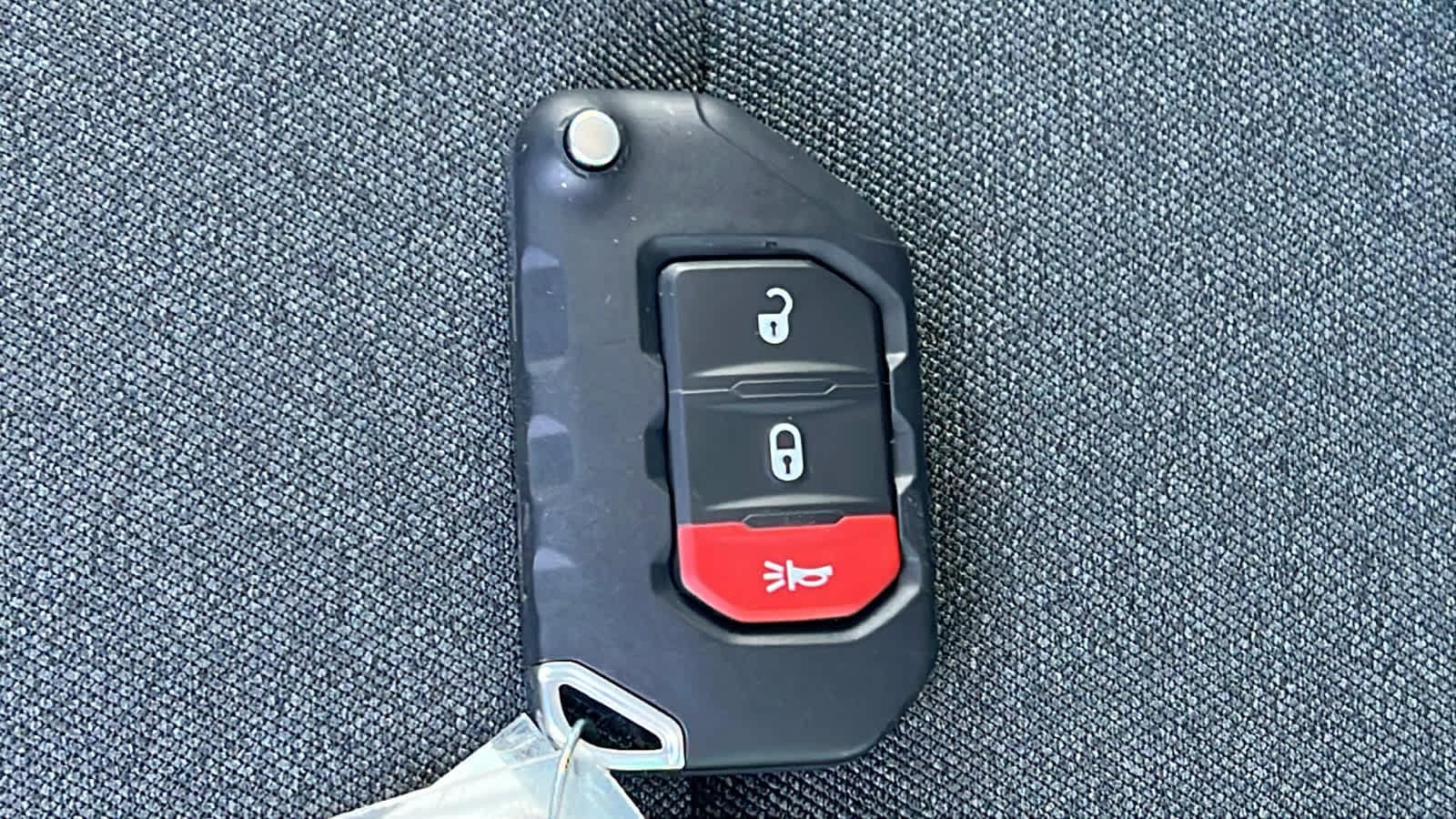 Thumbnail: 2026 Jeep Gladiator - 29