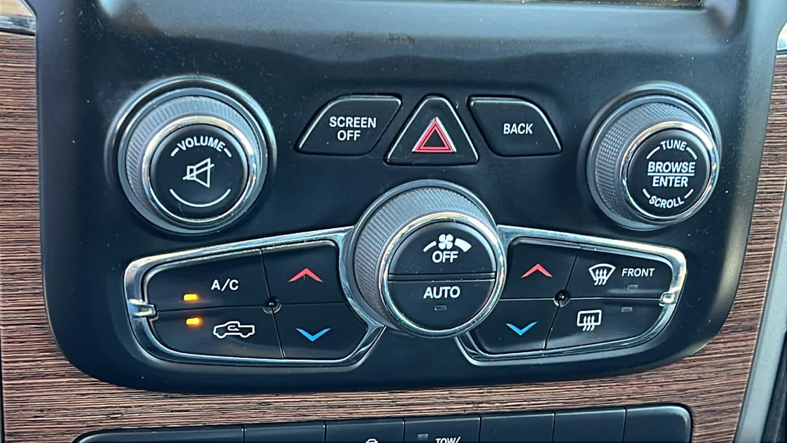Thumbnail: 2017 RAM 1500 - 13