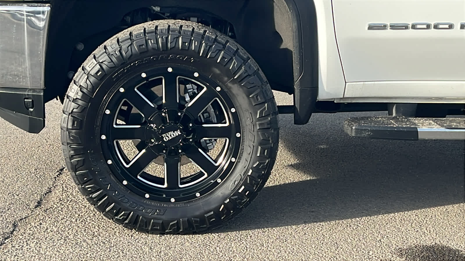 Thumbnail: 2021 GMC Sierra 2500 - 9