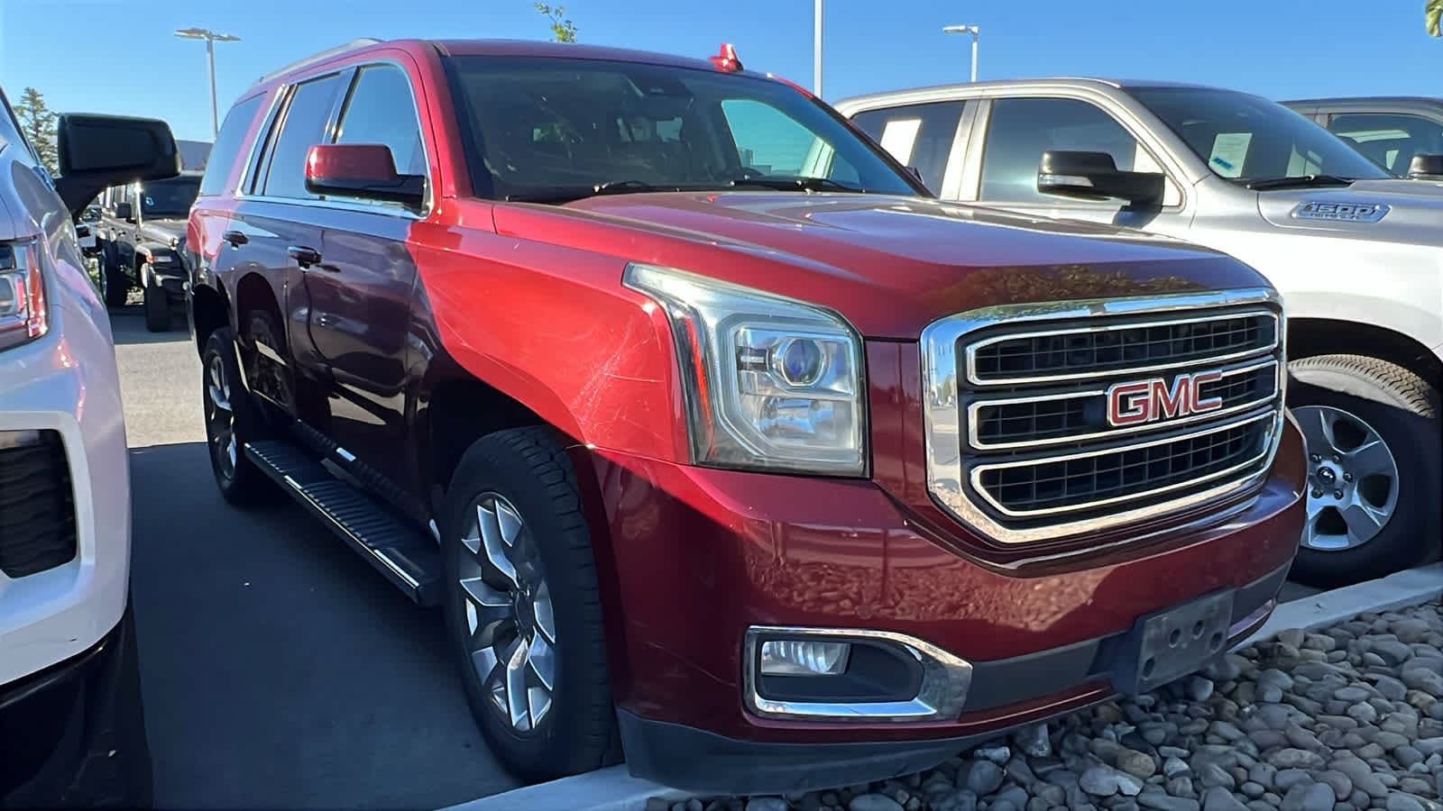 Thumbnail: 2016 GMC Yukon - 3