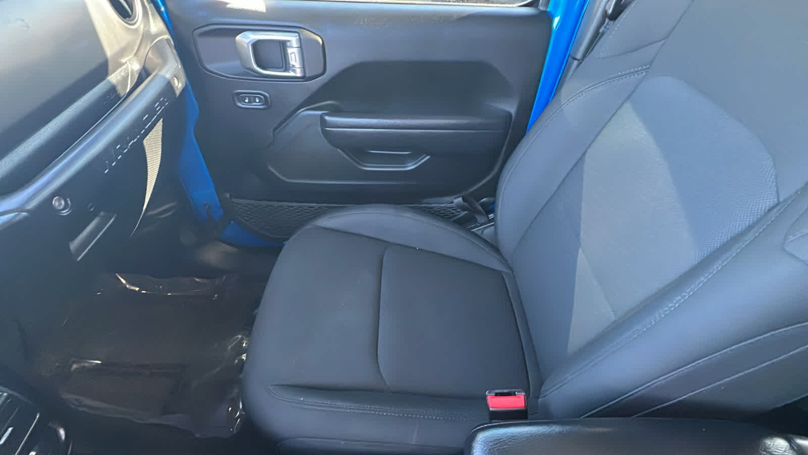 Thumbnail: 2022 Jeep Wrangler - 12