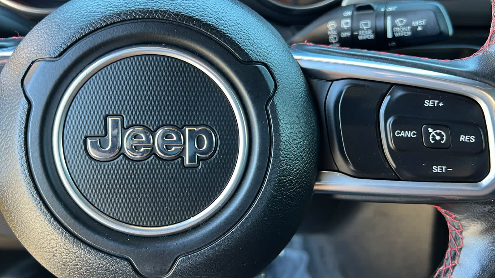 Thumbnail: 2019 Jeep Wrangler - 20