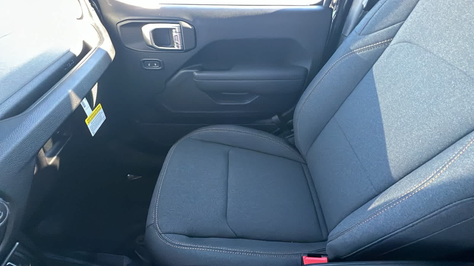 Thumbnail: 2026 Jeep Gladiator - 12