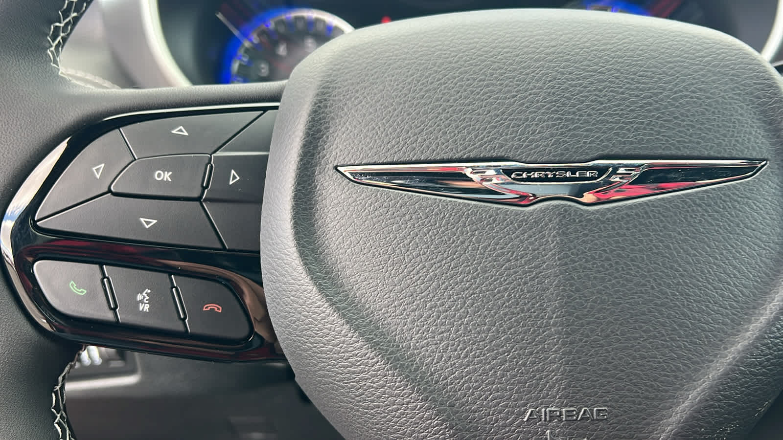 Thumbnail: 2026 Chrysler Pacifica - 19