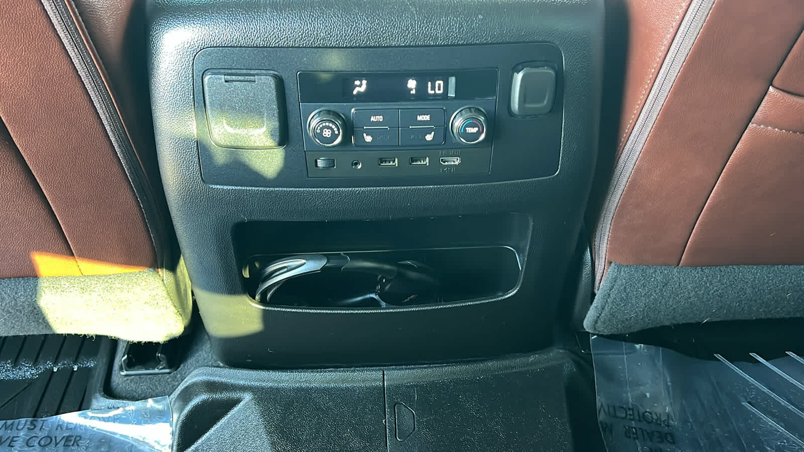 Thumbnail: 2020 Chevrolet Tahoe - 25