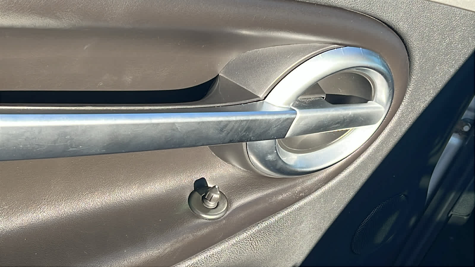 Thumbnail: 2005 Chevrolet SSR - 21