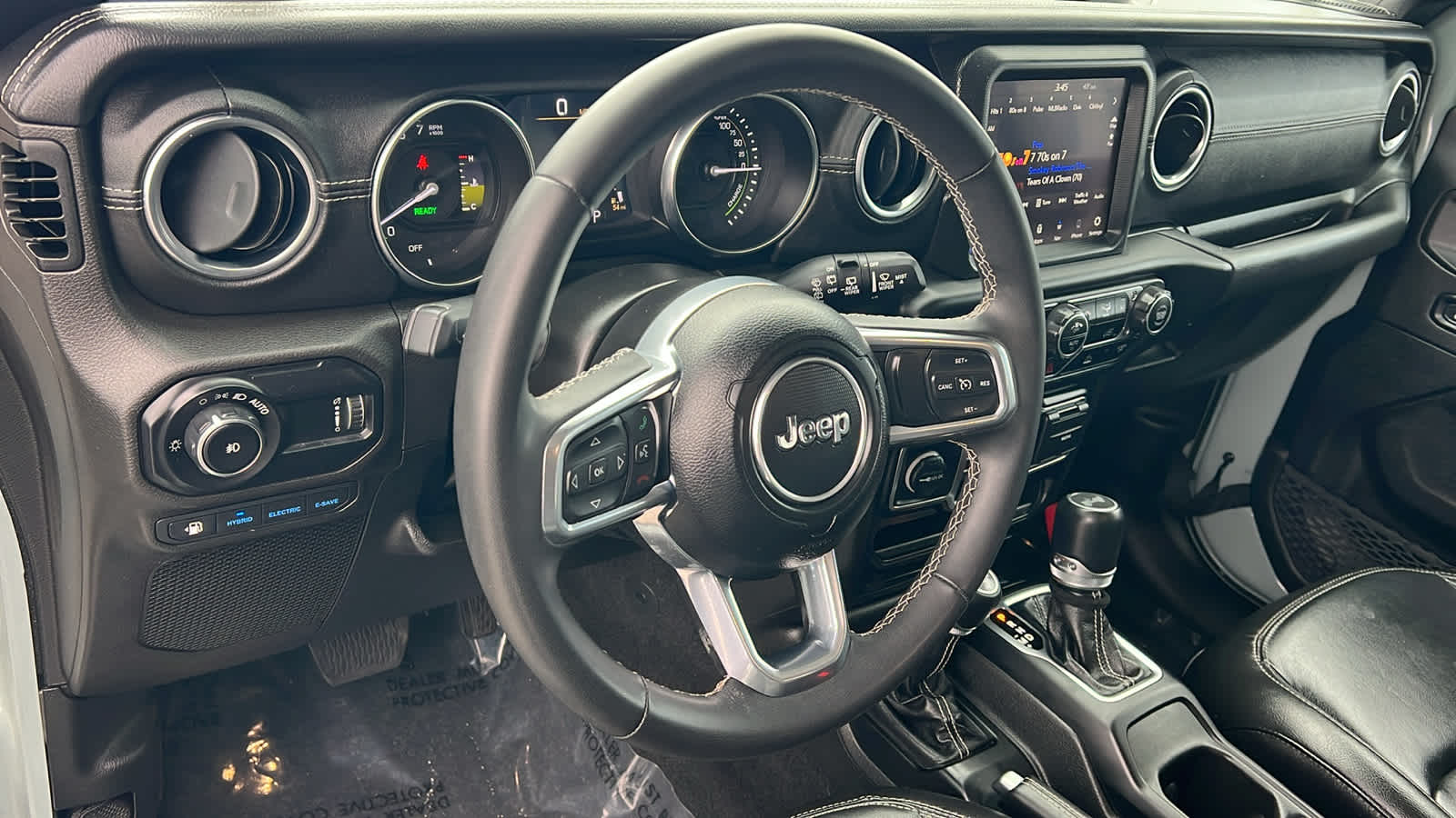 Thumbnail: 2023 Jeep Wrangler - 9