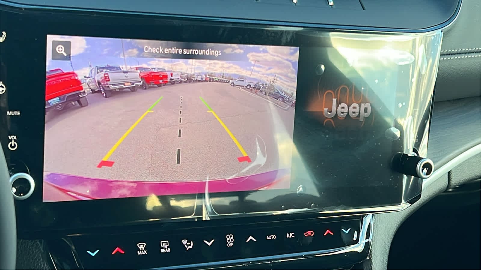 Thumbnail: 2026 Jeep Grand Cherokee L - 16