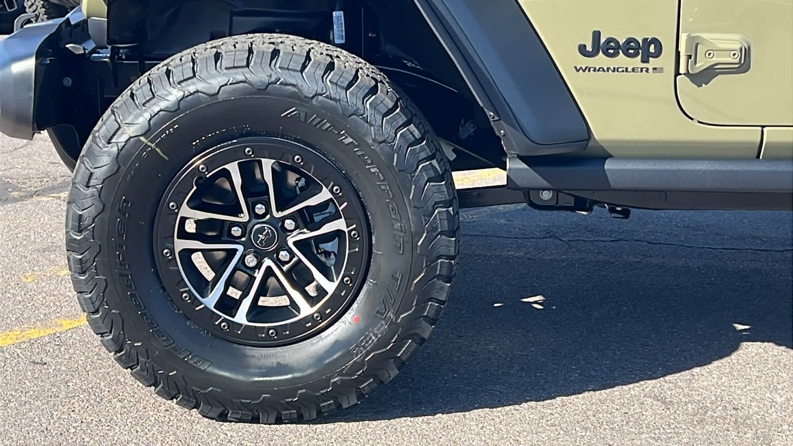 Thumbnail: 2026 Jeep Wrangler - 9