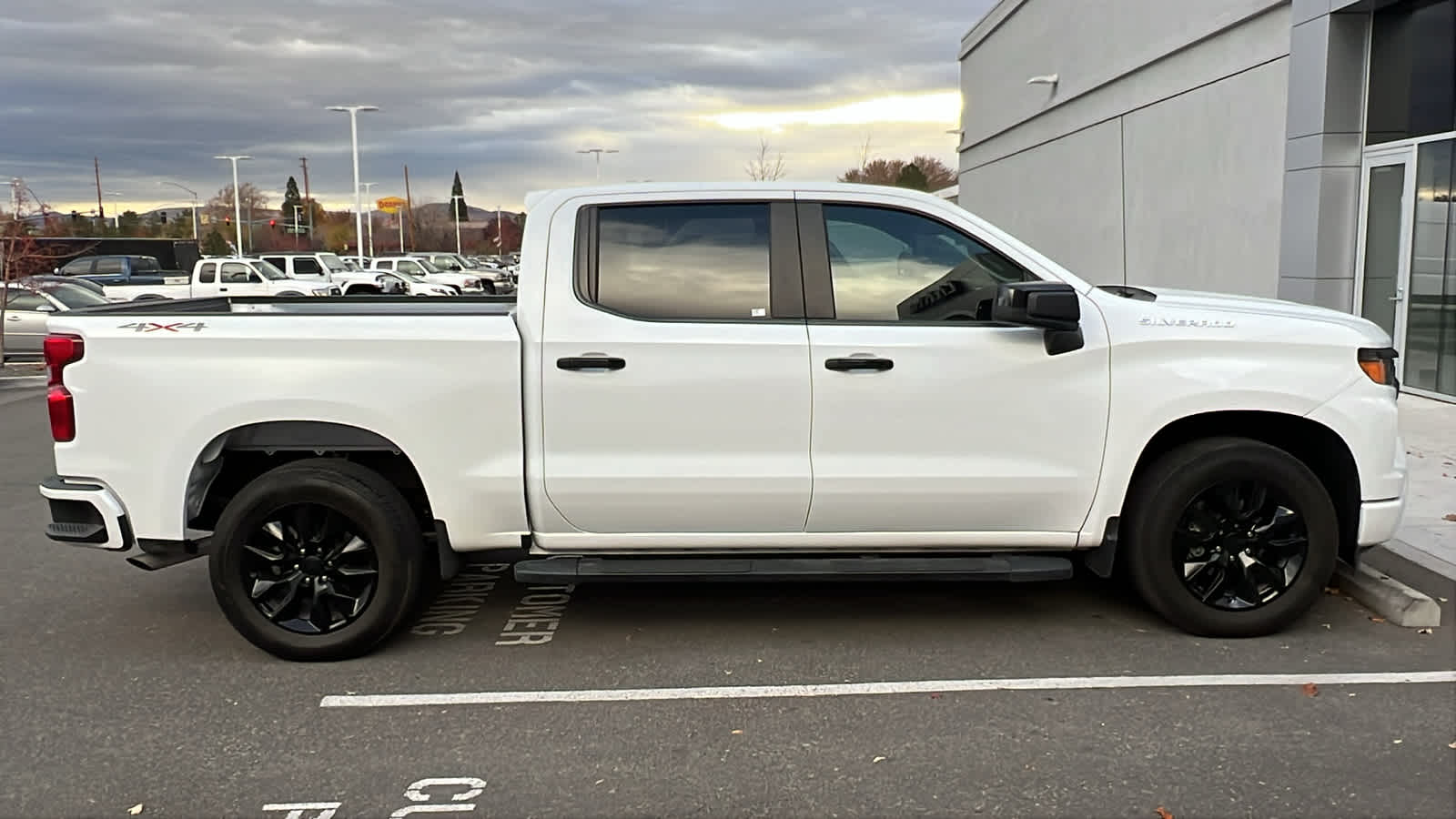 Thumbnail: 2024 Chevrolet Silverado 1500 - 4