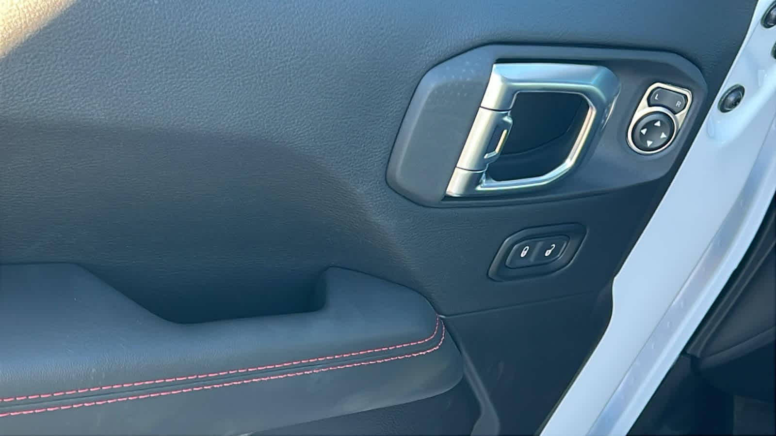 Thumbnail: 2026 Jeep Wrangler - 22