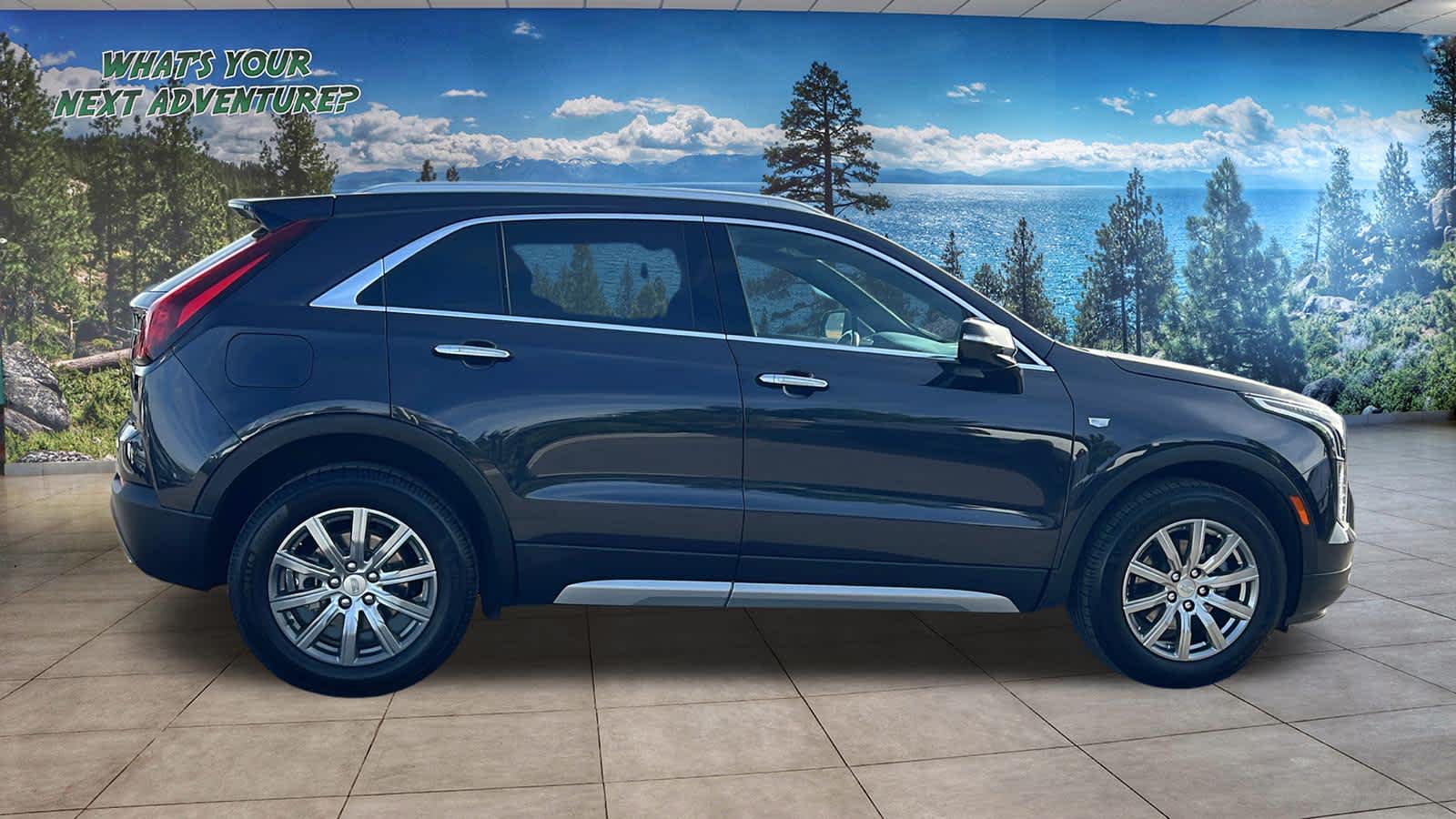 Thumbnail: 2023 Cadillac XT4 - 4