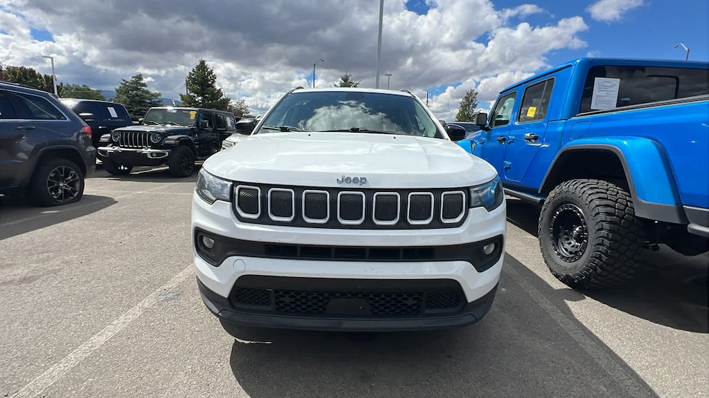 Used 2022 Jeep Compass Latitude SUV