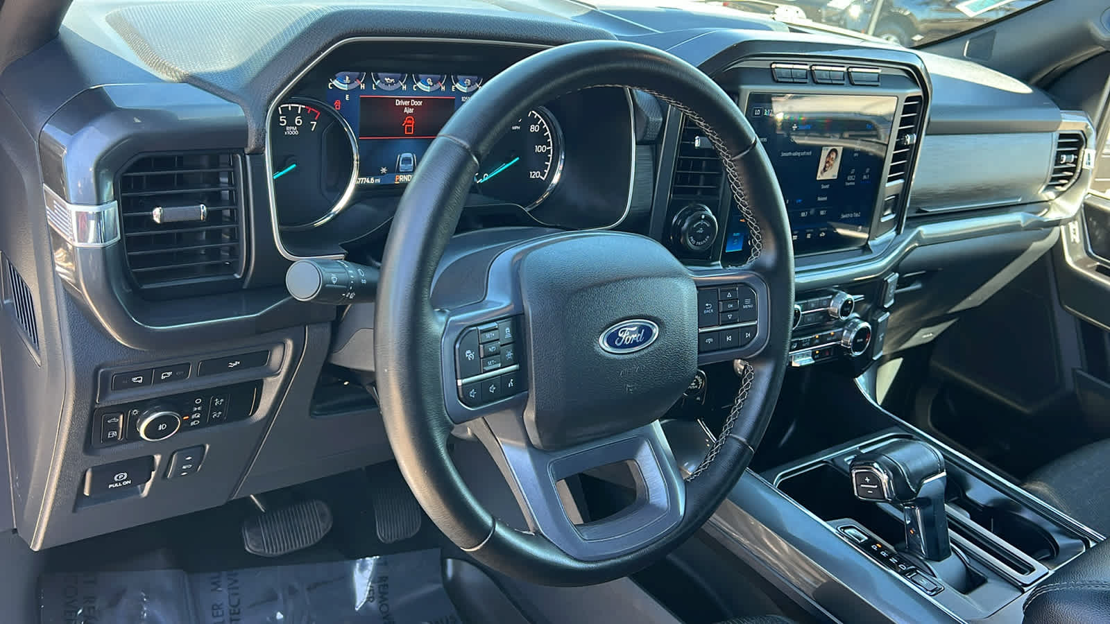 Thumbnail: 2023 Ford F-150 - 10