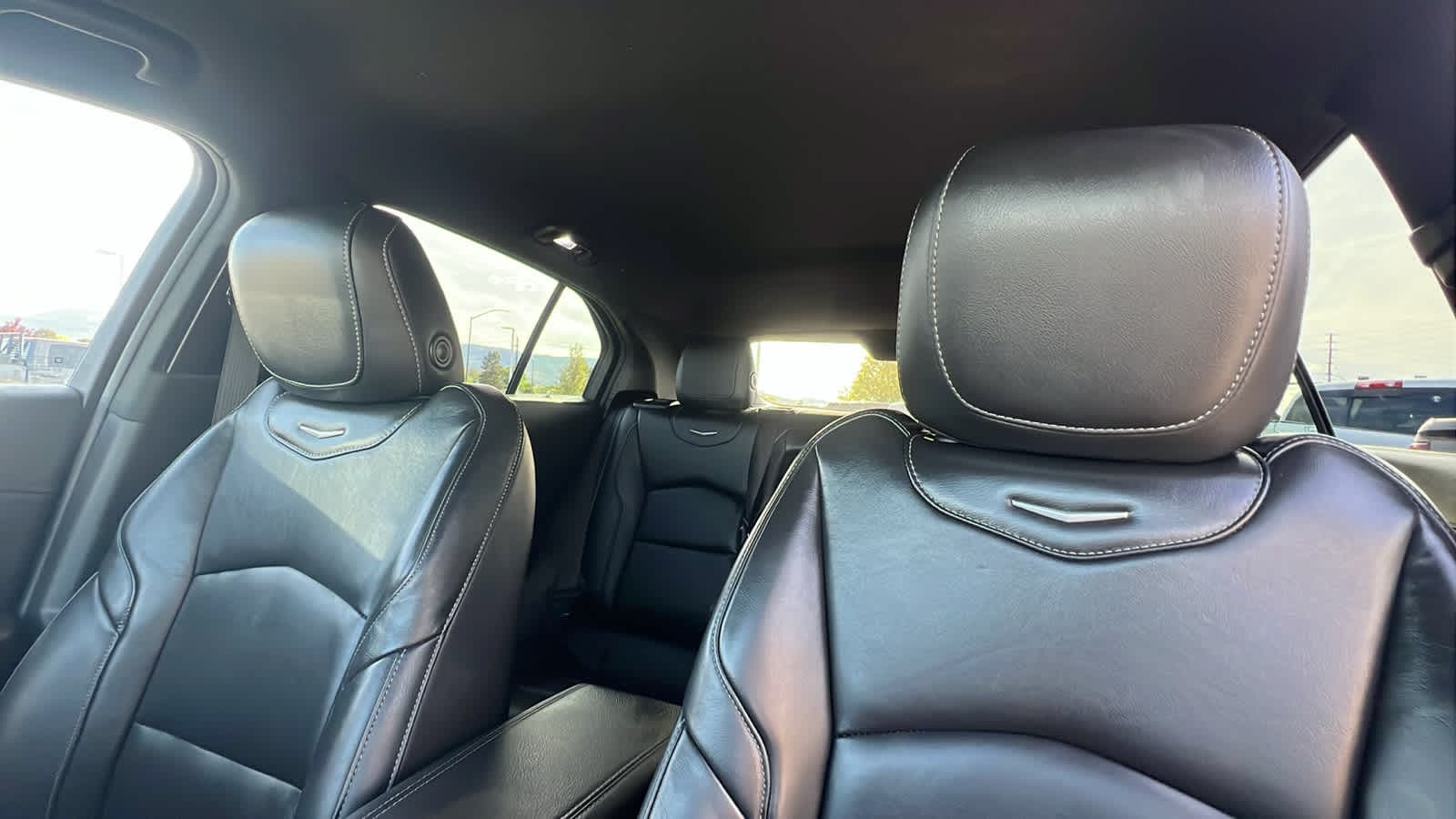 Thumbnail: 2023 Cadillac XT4 - 11