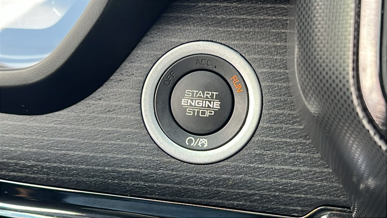 2023 RAM Ram 1500 Pickup Limited - Photo 17