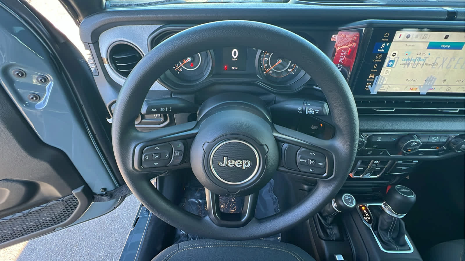 Thumbnail: 2026 Jeep Gladiator - 18