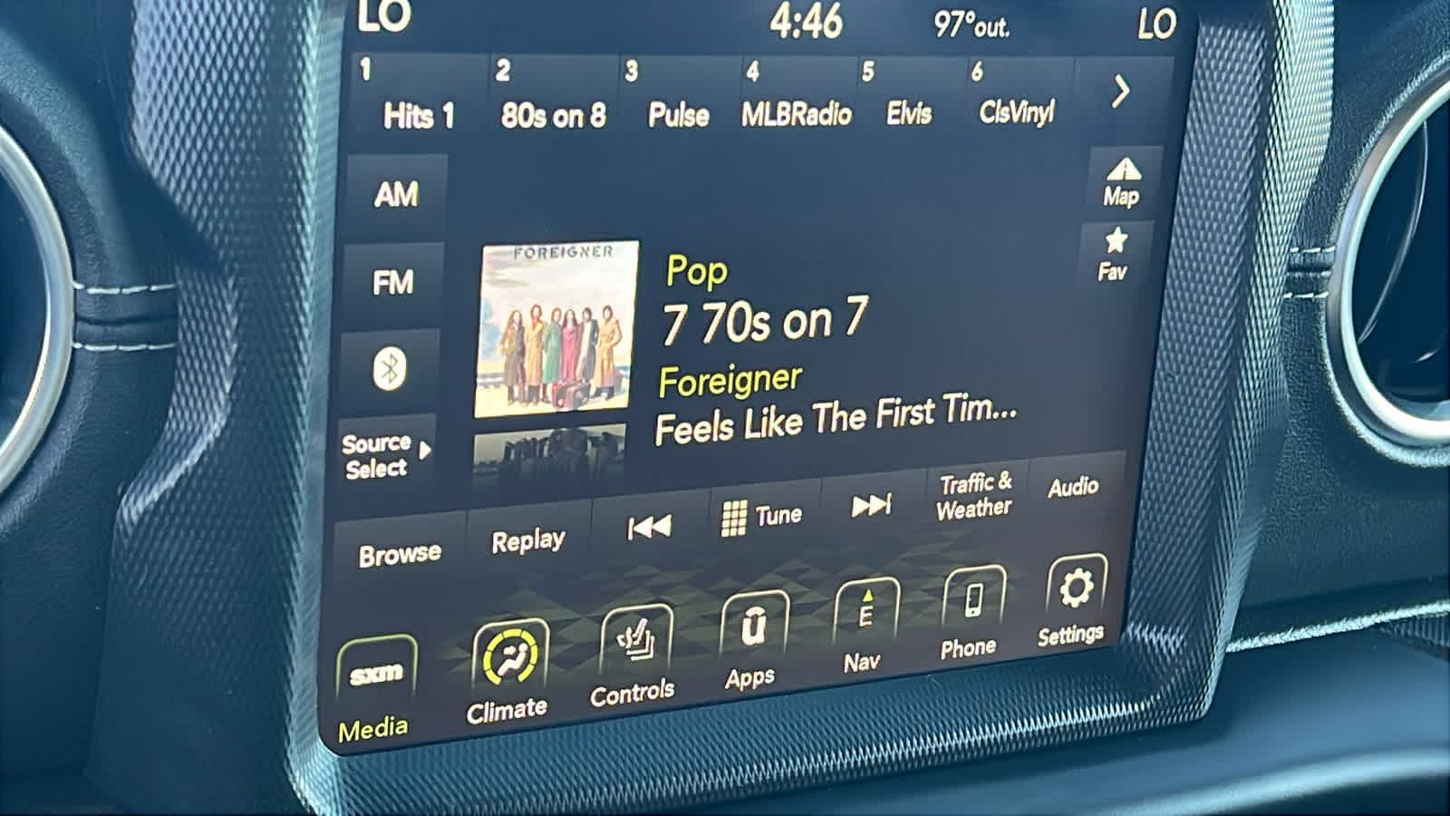 Thumbnail: 2022 Jeep Wrangler - 15