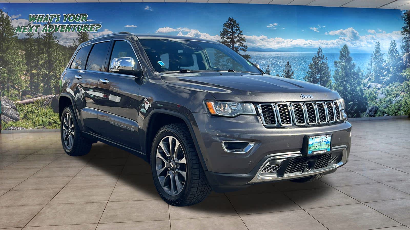 Thumbnail: 2018 Jeep Grand Cherokee - 3