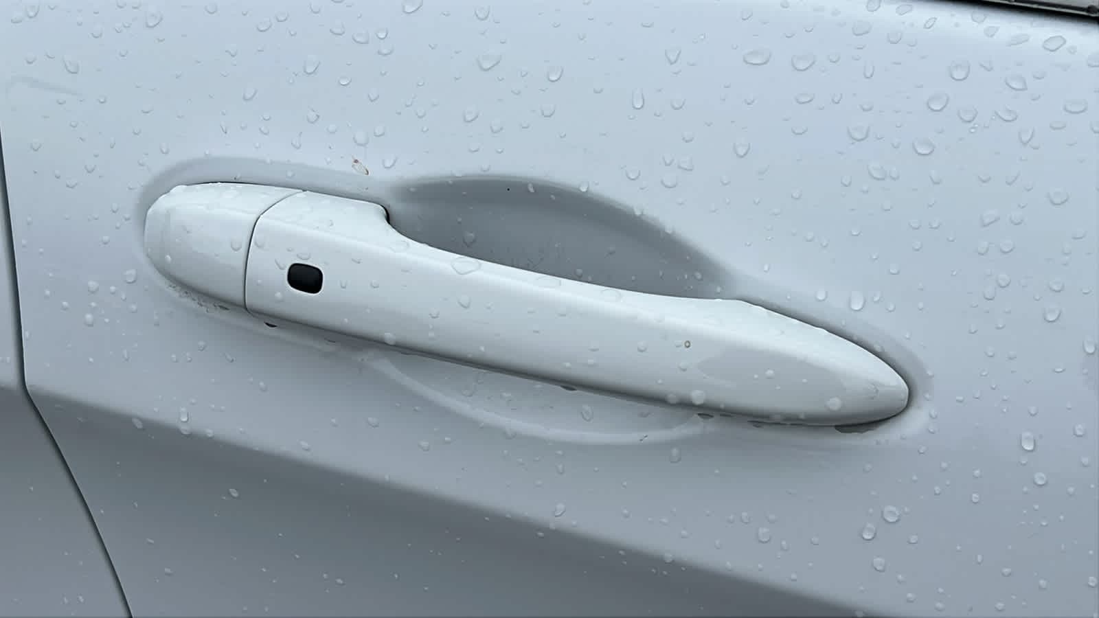 Thumbnail: 2020 Jeep Cherokee - 6