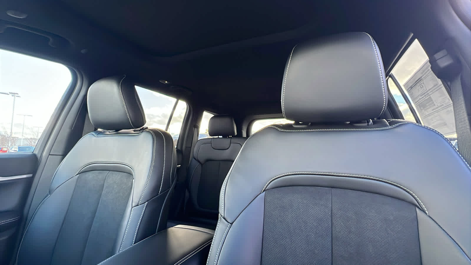 Thumbnail: 2026 Jeep Grand Cherokee - 11