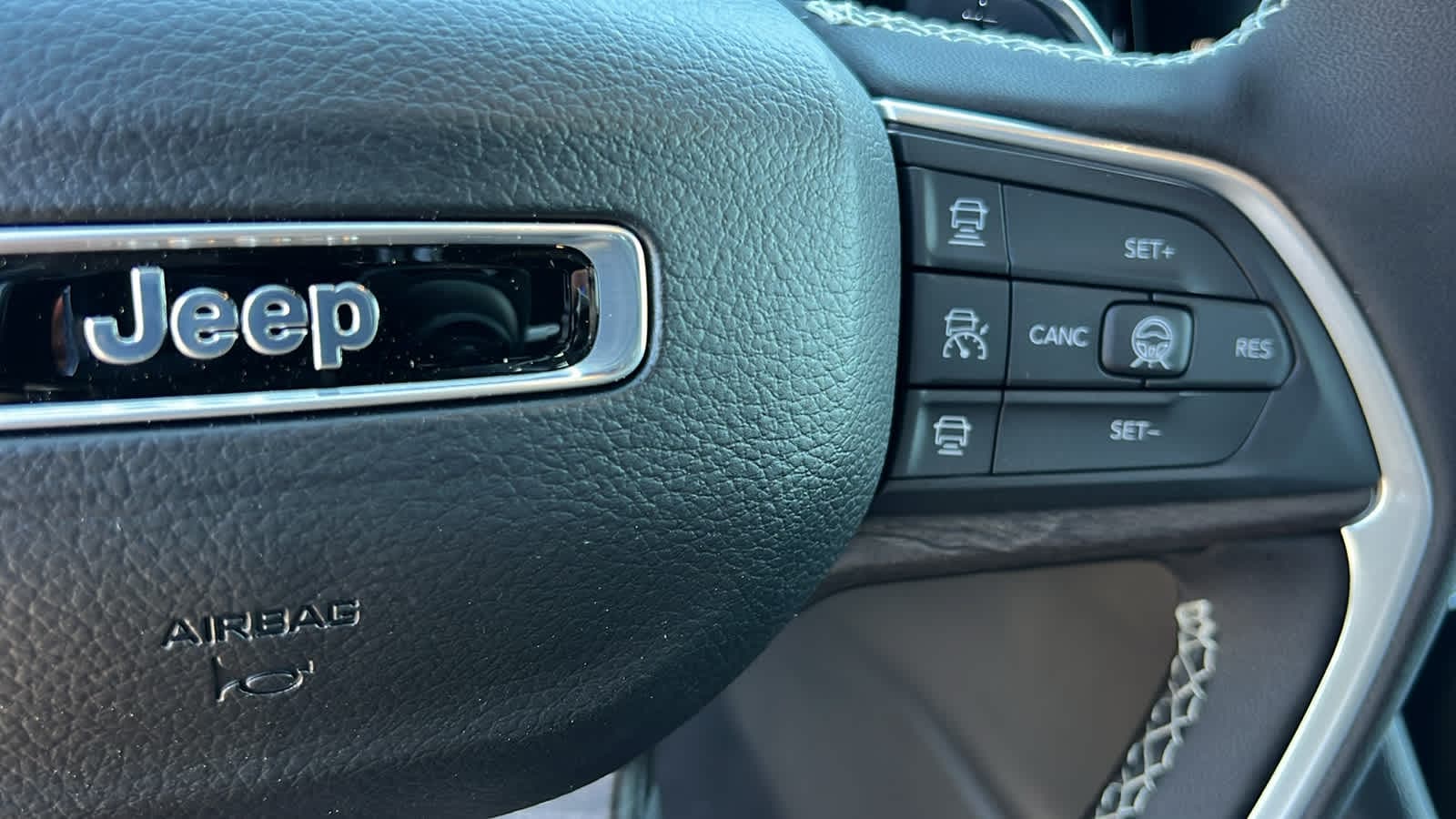 Thumbnail: 2026 Jeep Grand Cherokee L - 20