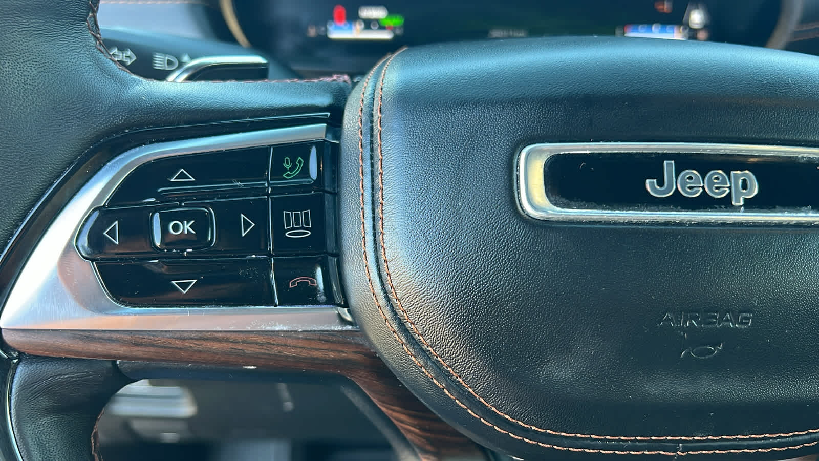 Thumbnail: 2022 Jeep Grand Cherokee - 19