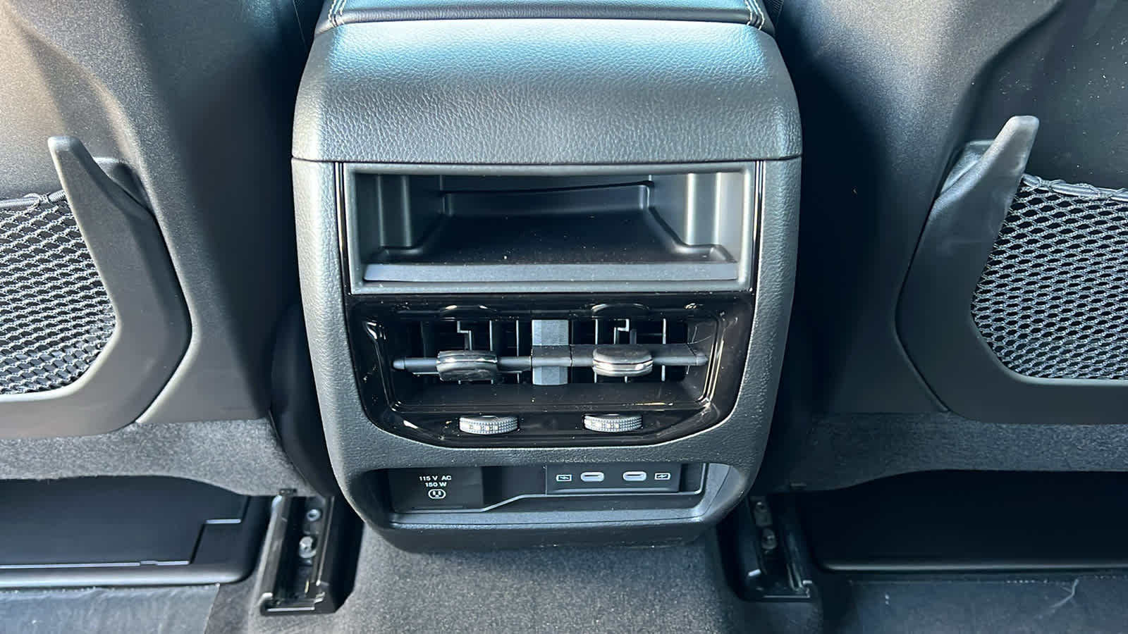 Thumbnail: 2026 Jeep Grand Cherokee - 25